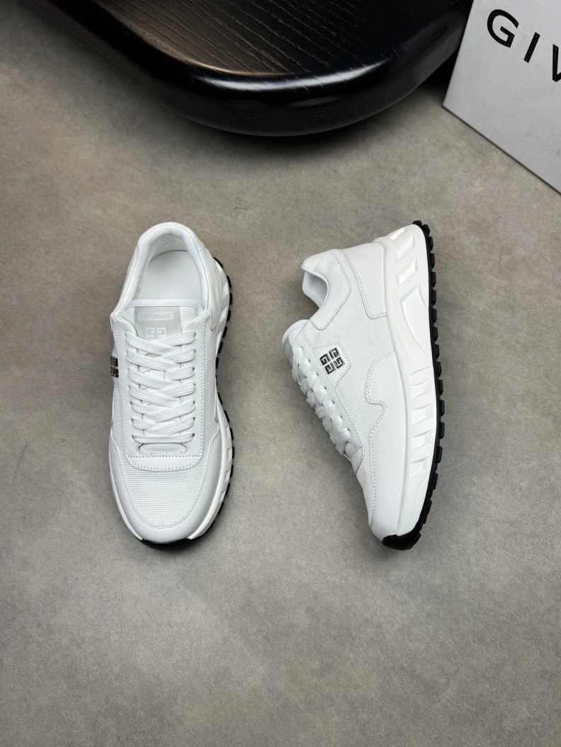 Gxvxnchy Sneakers Bold 152066
