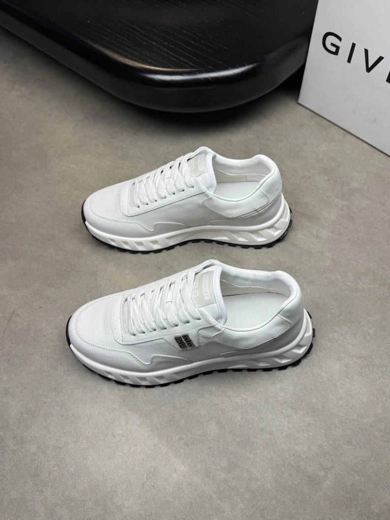 Gxvxnchy Sneakers Bold 152066