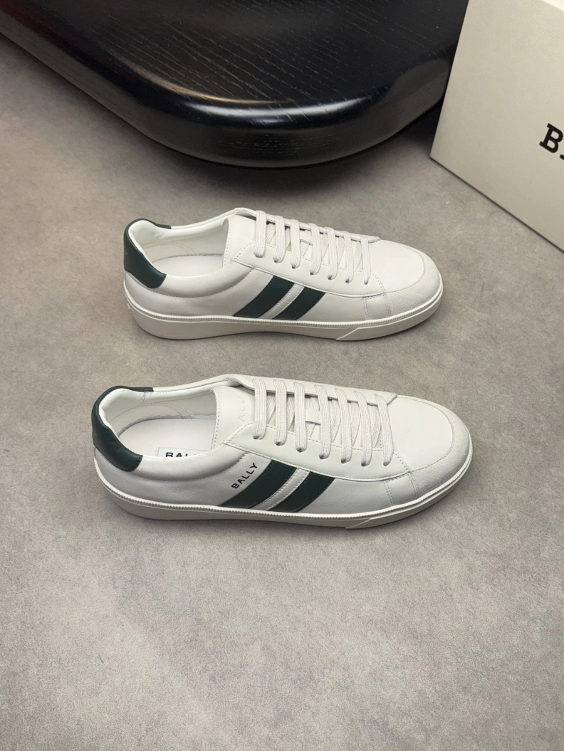 Trendsetting Othxr Sneakers 210338