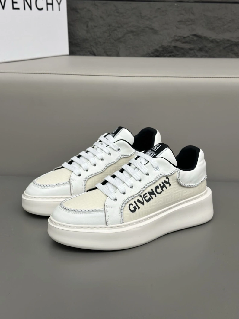 Gxvxnchy Sneakers HighQuality 152054