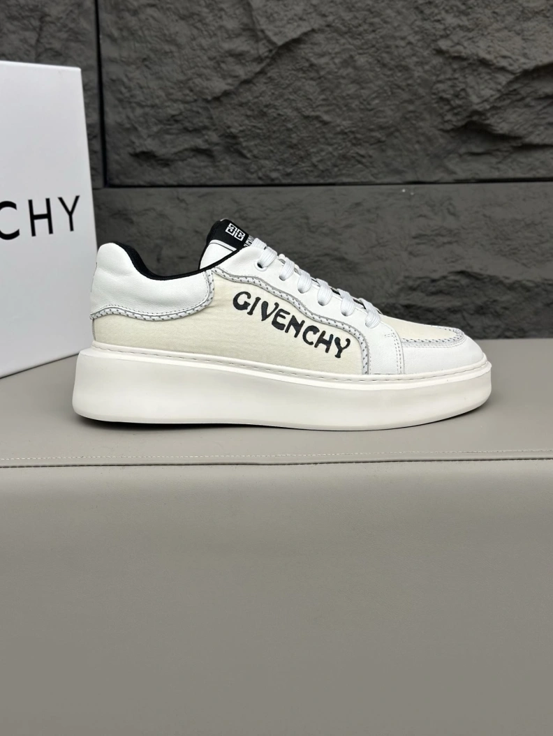 Gxvxnchy Sneakers HighQuality 152054