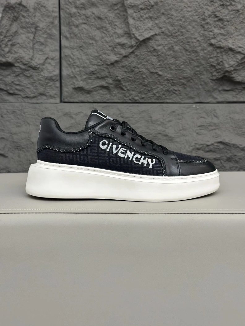 TopPick Gxvxnchy Sneakers 152069