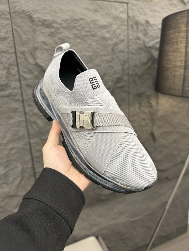 Gxvxnchy Sneakers StreetReady 152068