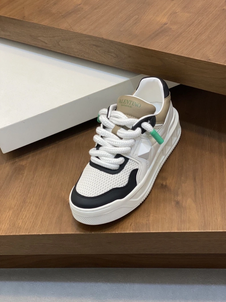 EyeCatching Vxlxntino Sneakers 228935