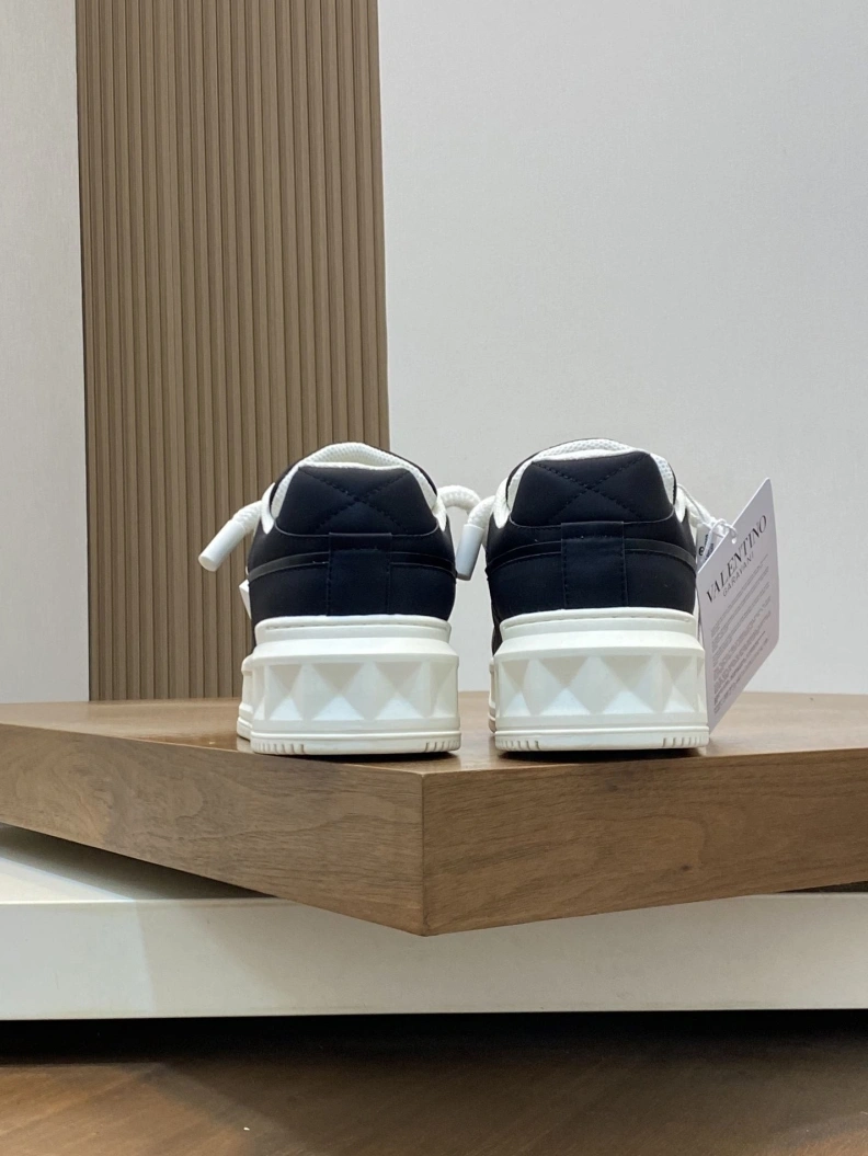 Comfortable Vxlxntino Sneakers 228936