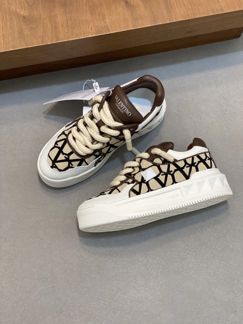 HighQuality Vxlxntino Sneakers 228928