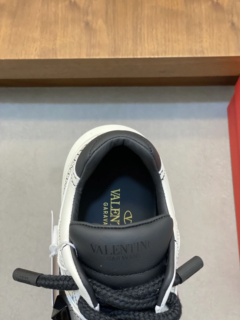 Vxlxntino Sneakers UrbanStyle 228925