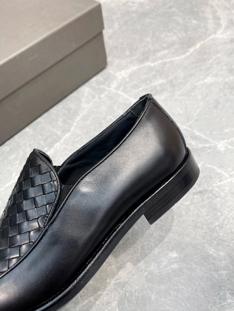 Cozy Bxttxga Vxnxta Leather Shoes 112454