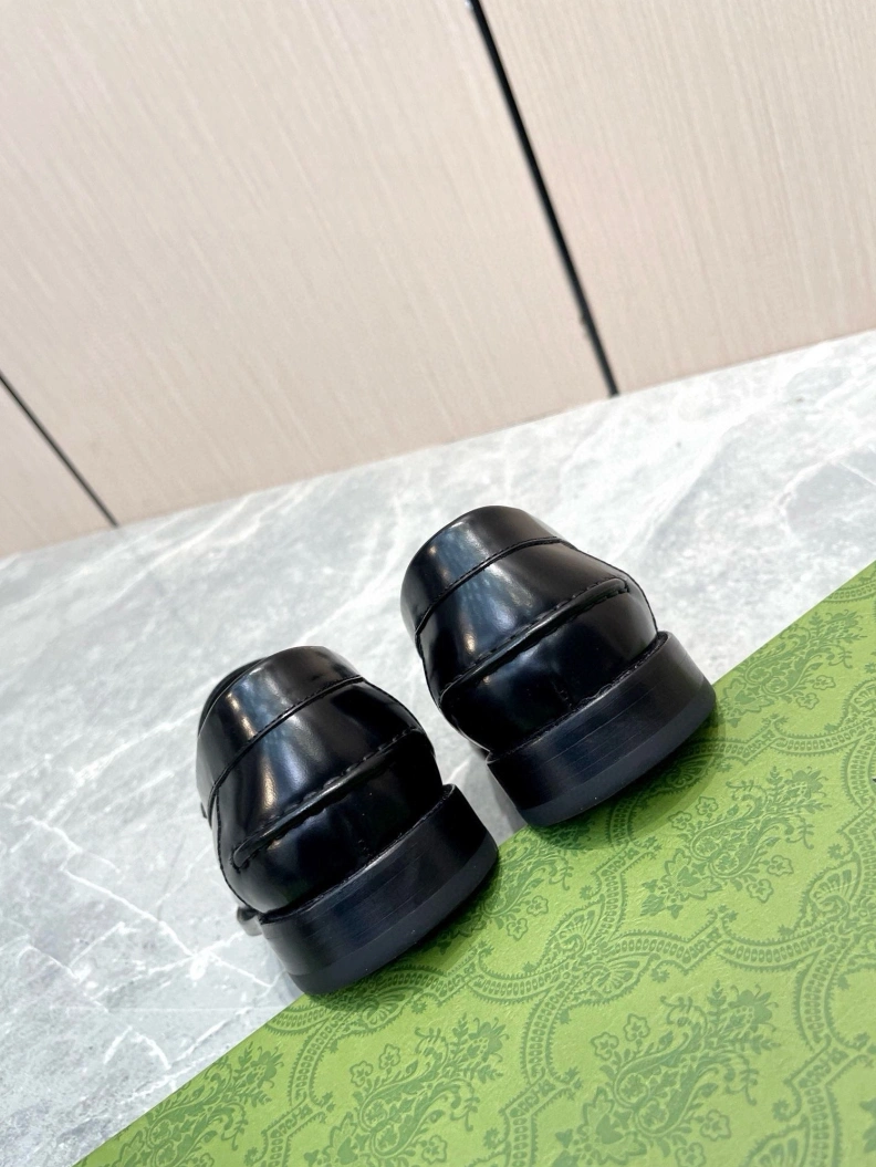 Timeless Gxccx Leather Shoes 155375