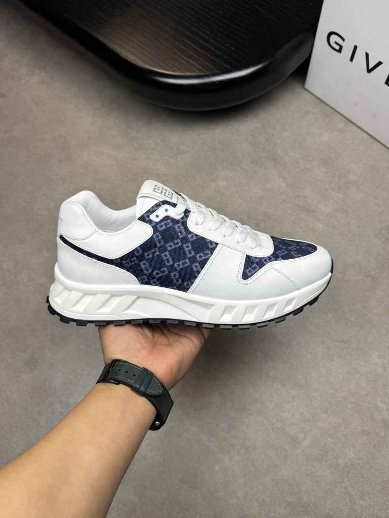 Unique Gxvxnchy Sneakers 151928