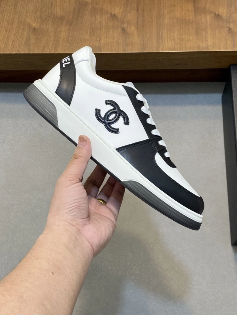 Modern Chxnxl Sneakers 118138