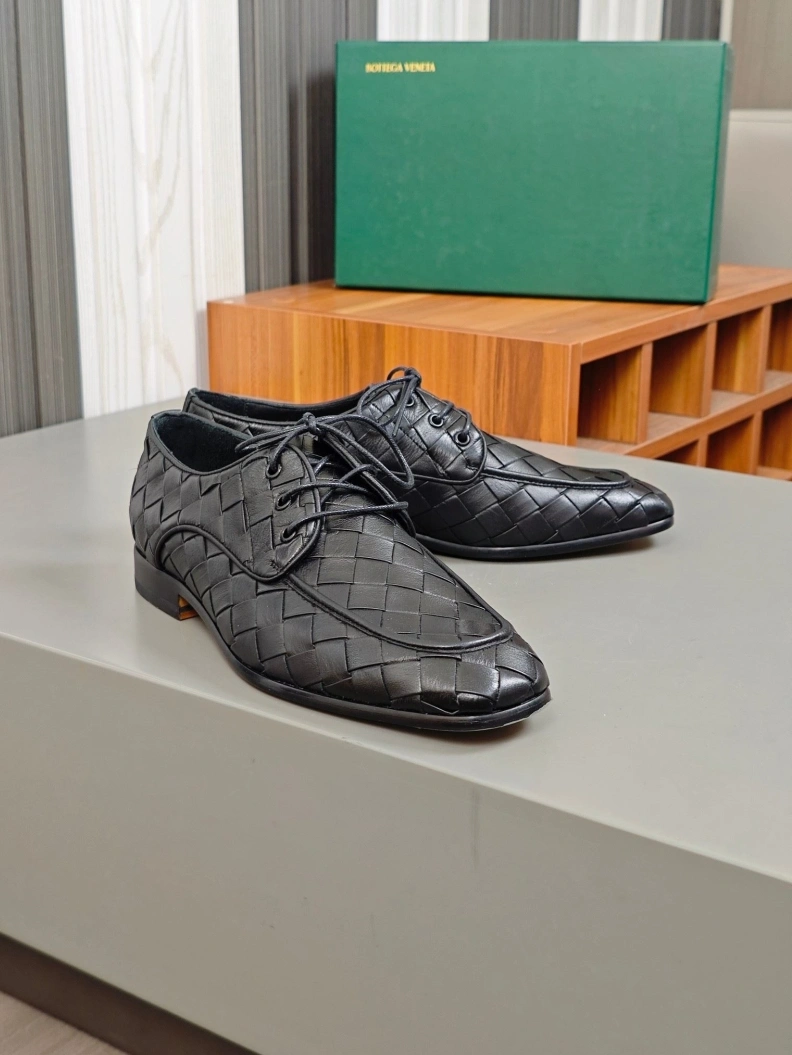 Resilient Bxttxga Vxnxta Leather Shoes 112376