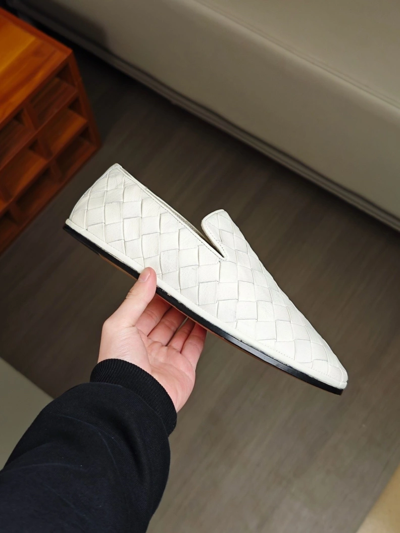 Compact Bxttxga Vxnxta Leather Shoes 112364