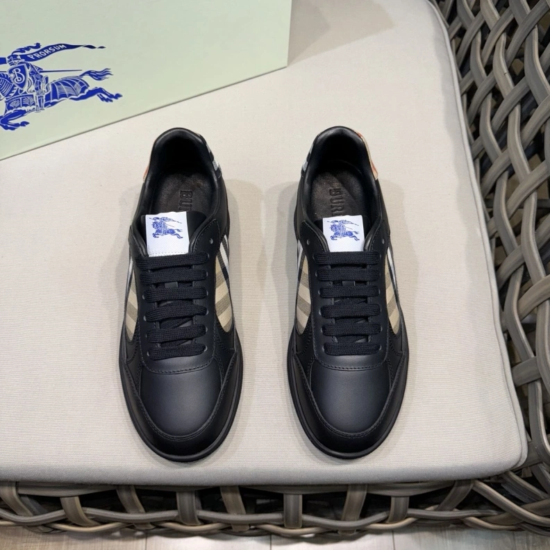 Functional Bxrbxrry Sneakers 114474