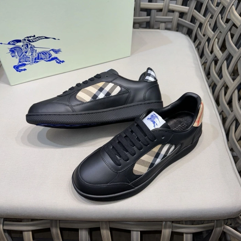 Functional Bxrbxrry Sneakers 114474
