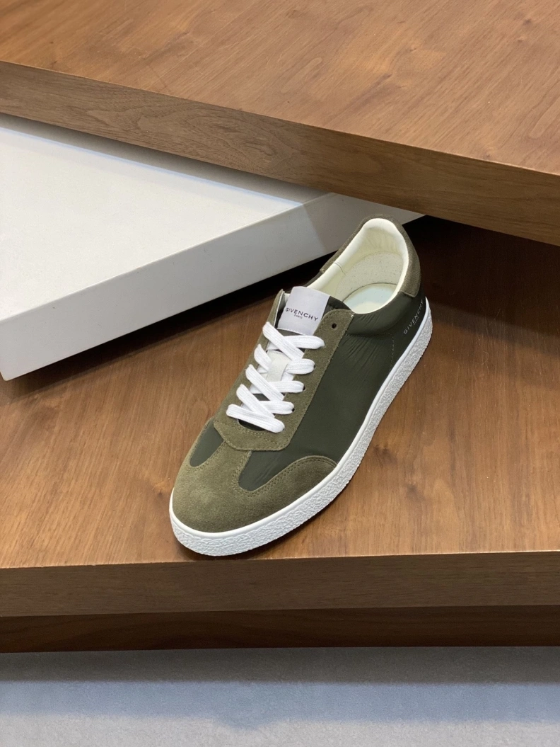 Gxvxnchy Sneakers BestValue 151916