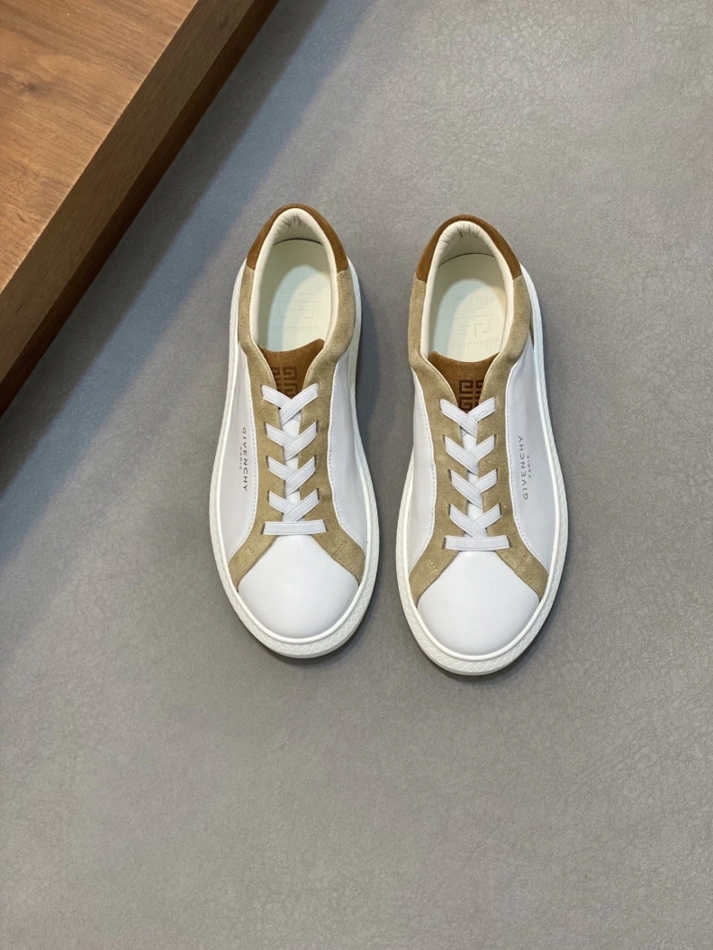 Gxvxnchy Sneakers Stylish 151912