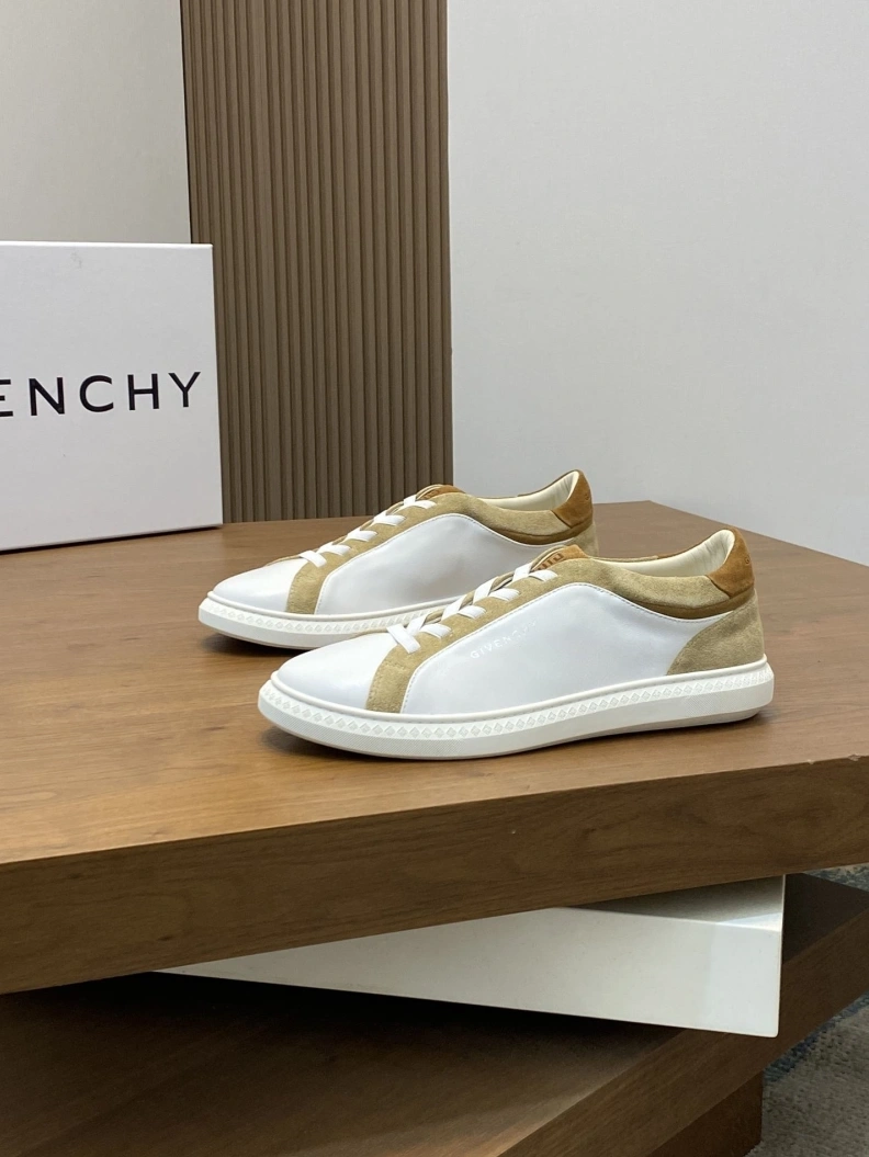 Gxvxnchy Sneakers Stylish 151912