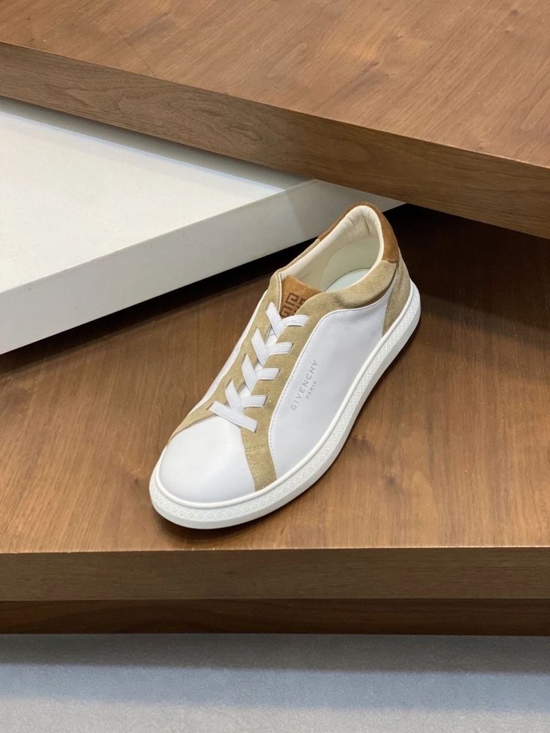 Gxvxnchy Sneakers Stylish 151912