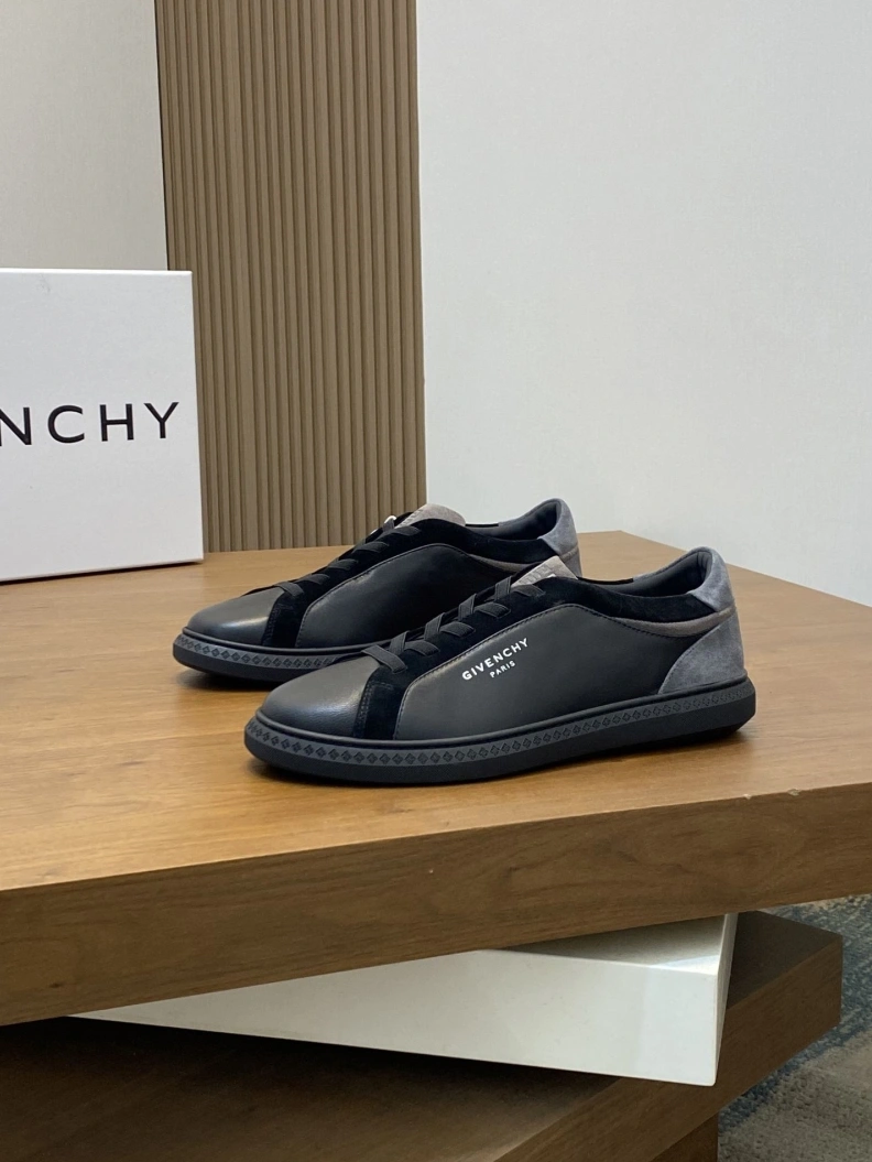 UrbanStyle Gxvxnchy Sneakers 151911