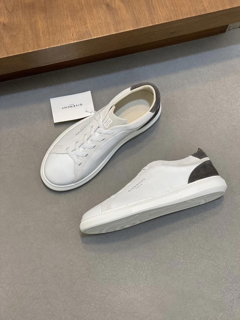 Fashionable Gxvxnchy Sneakers 151909
