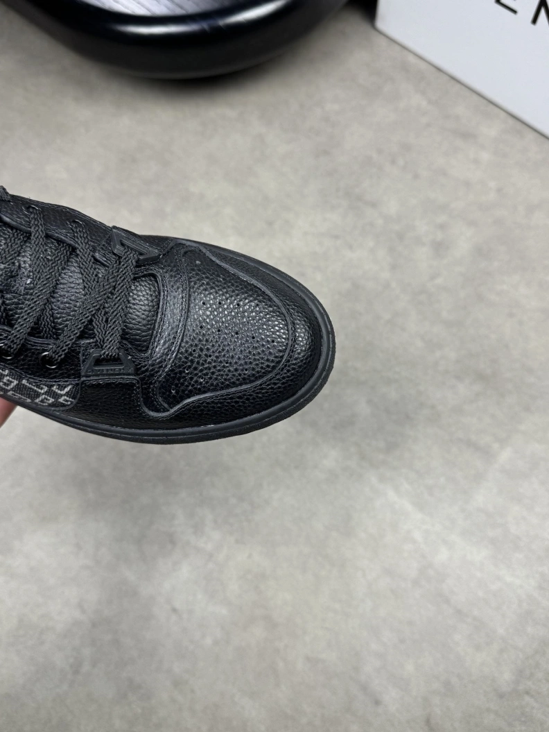 Gxvxnchy Sneakers Practical 151907