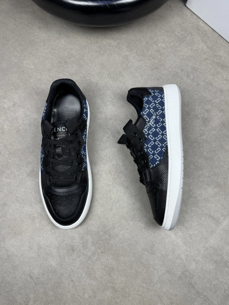 Sophisticated Gxvxnchy Sneakers 151900
