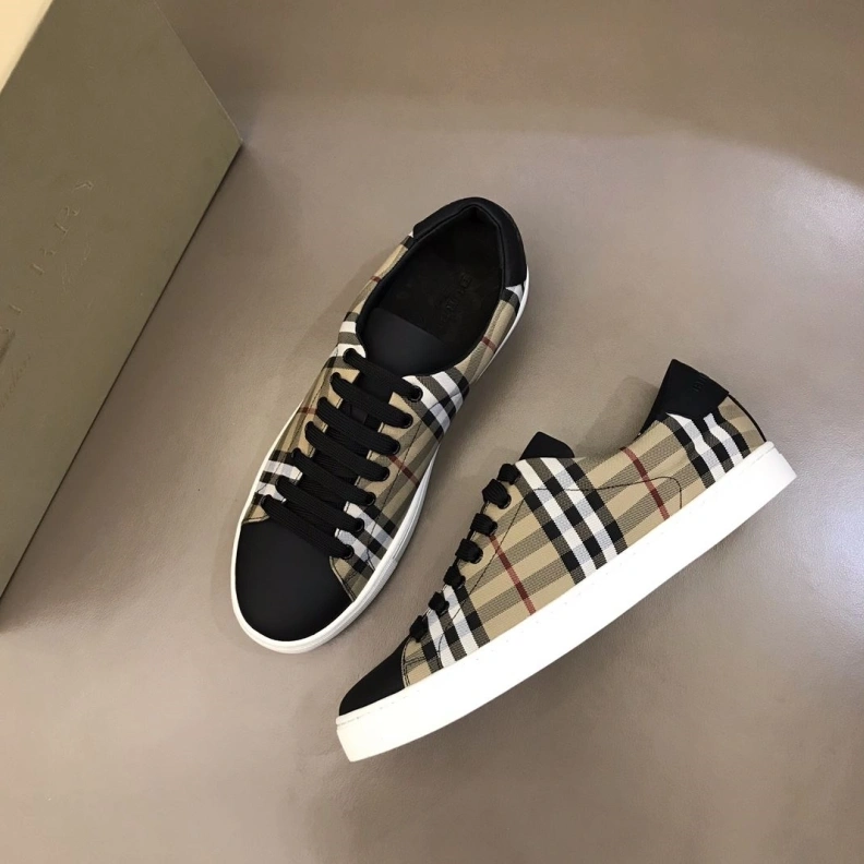 EasyMatch Bxrbxrry Sneakers 114467