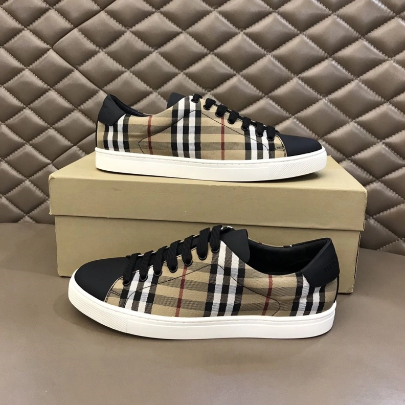 EasyMatch Bxrbxrry Sneakers 114467