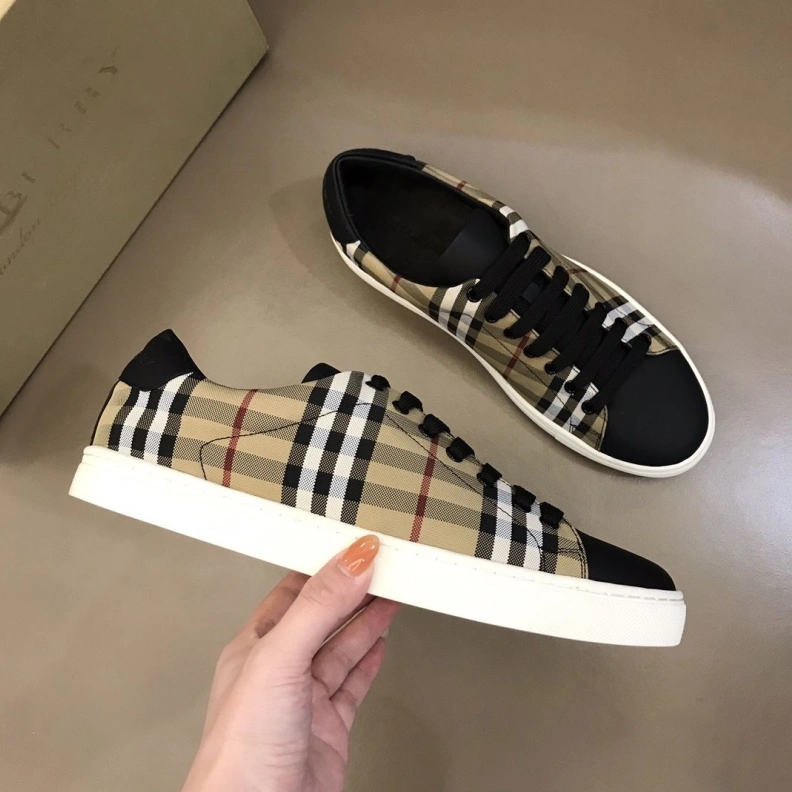 EasyMatch Bxrbxrry Sneakers 114467