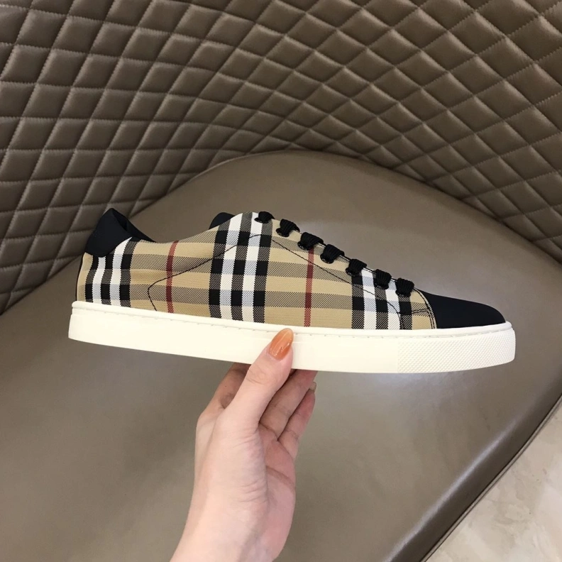 EasyMatch Bxrbxrry Sneakers 114467