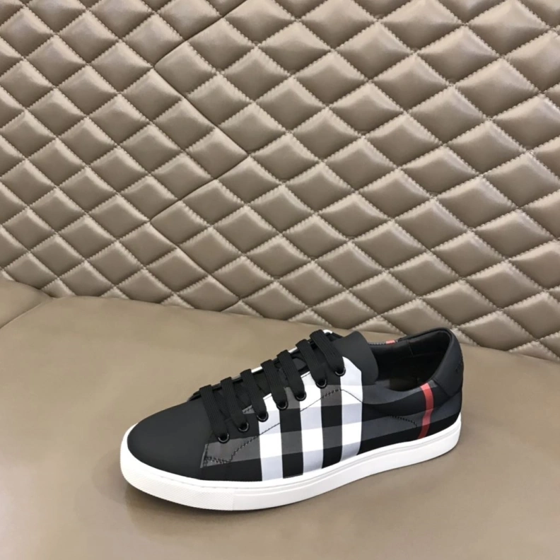 HighQuality Bxrbxrry Sneakers 114458