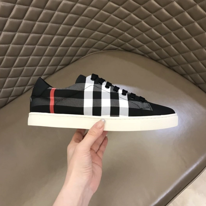 HighQuality Bxrbxrry Sneakers 114458