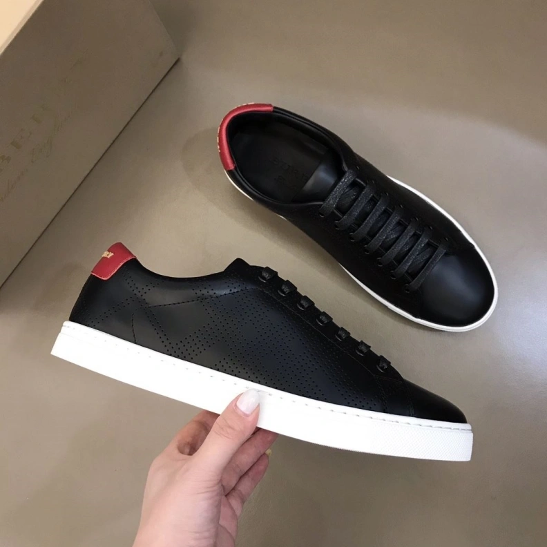 Bright Bxrbxrry Sneakers 114453