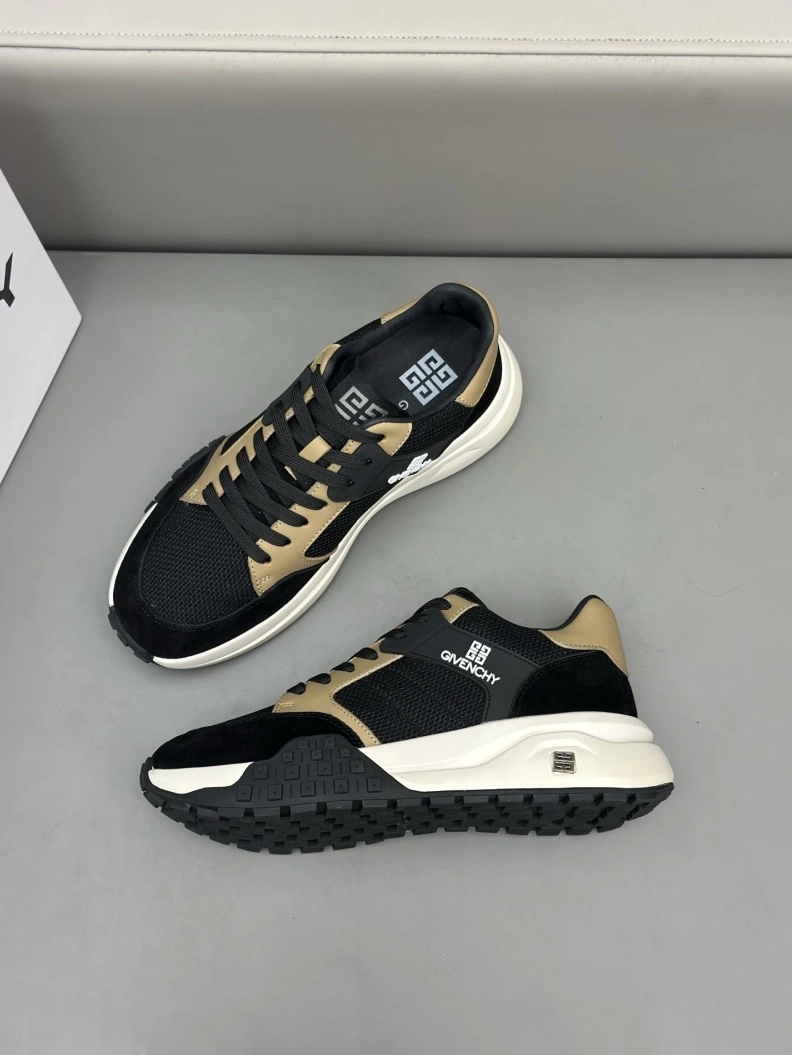 Bold Gxvxnchy Sneakers 151897