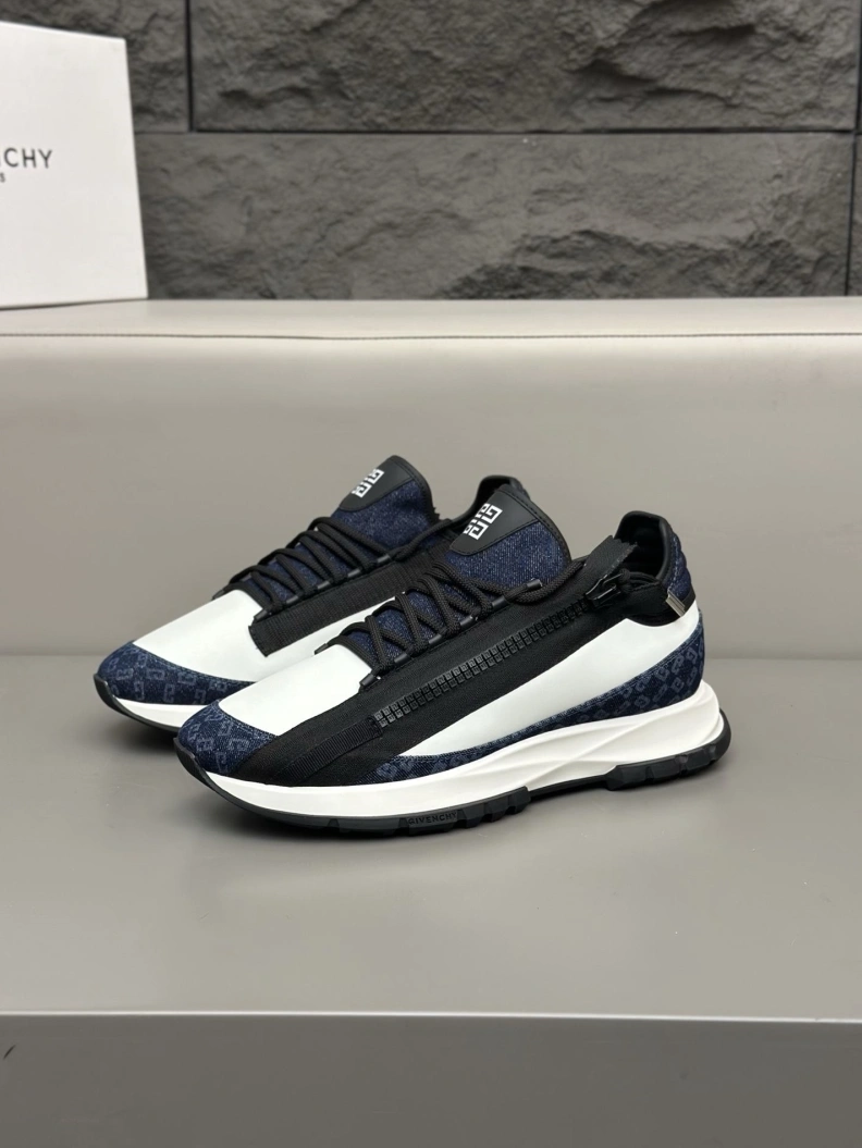 Sophisticated Gxvxnchy Sneakers 151896