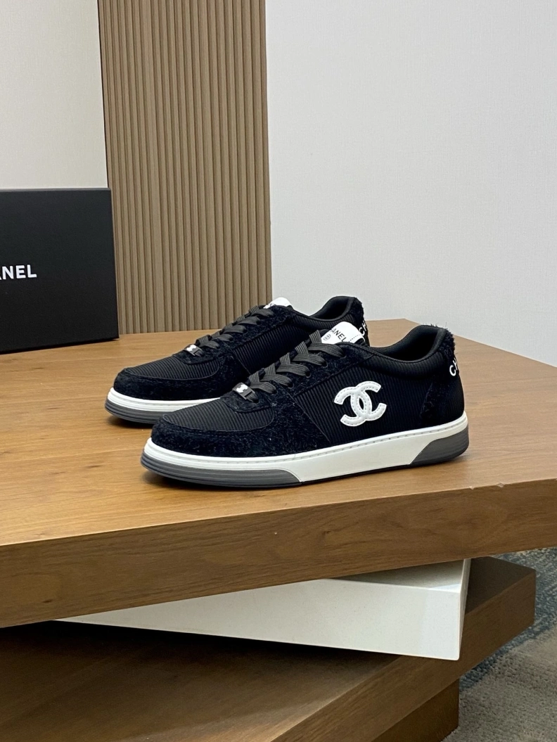 Practical Chxnxl Sneakers 118136