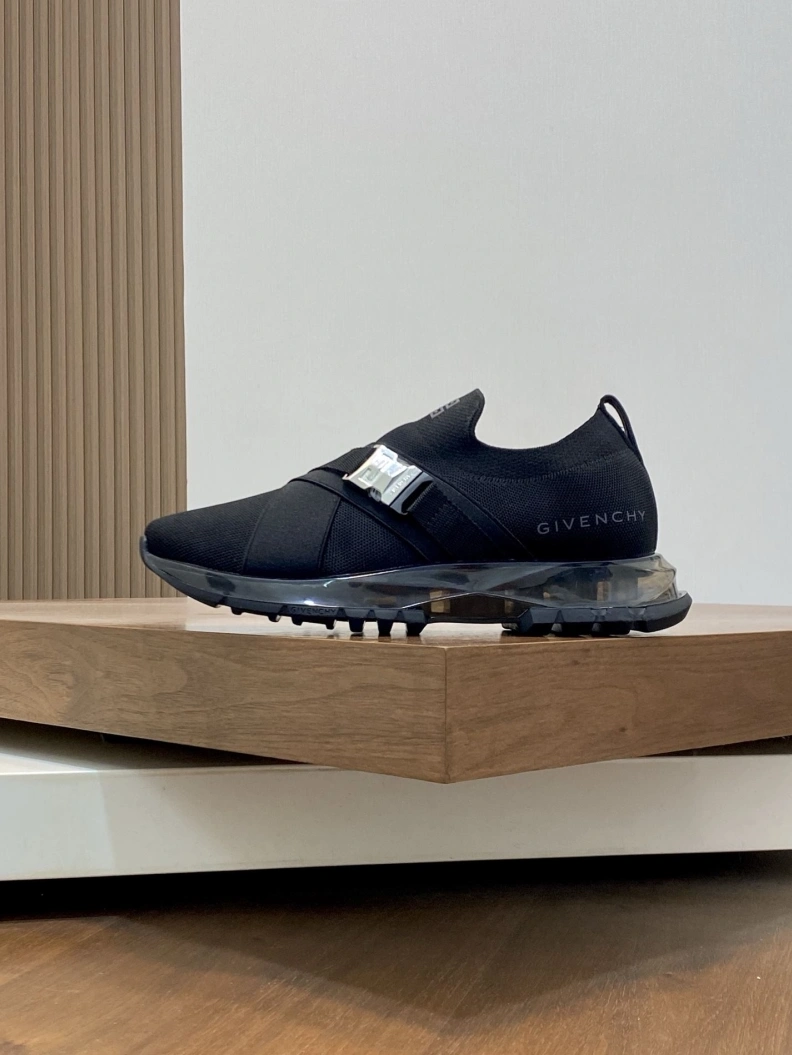 SportInspired Gxvxnchy Sneakers 151901