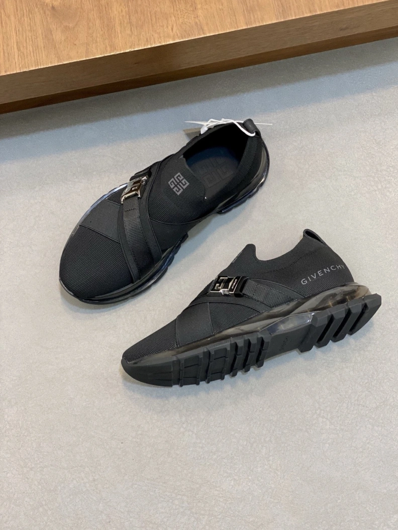 SportInspired Gxvxnchy Sneakers 151901