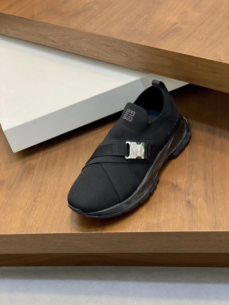 SportInspired Gxvxnchy Sneakers 151901
