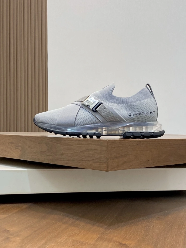 Gxvxnchy Sneakers Resilient 151887