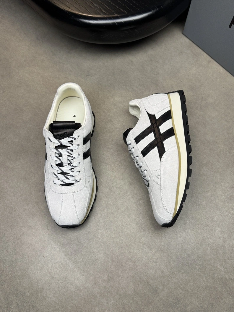 Trendsetting Hxgxn Sneakers 177142