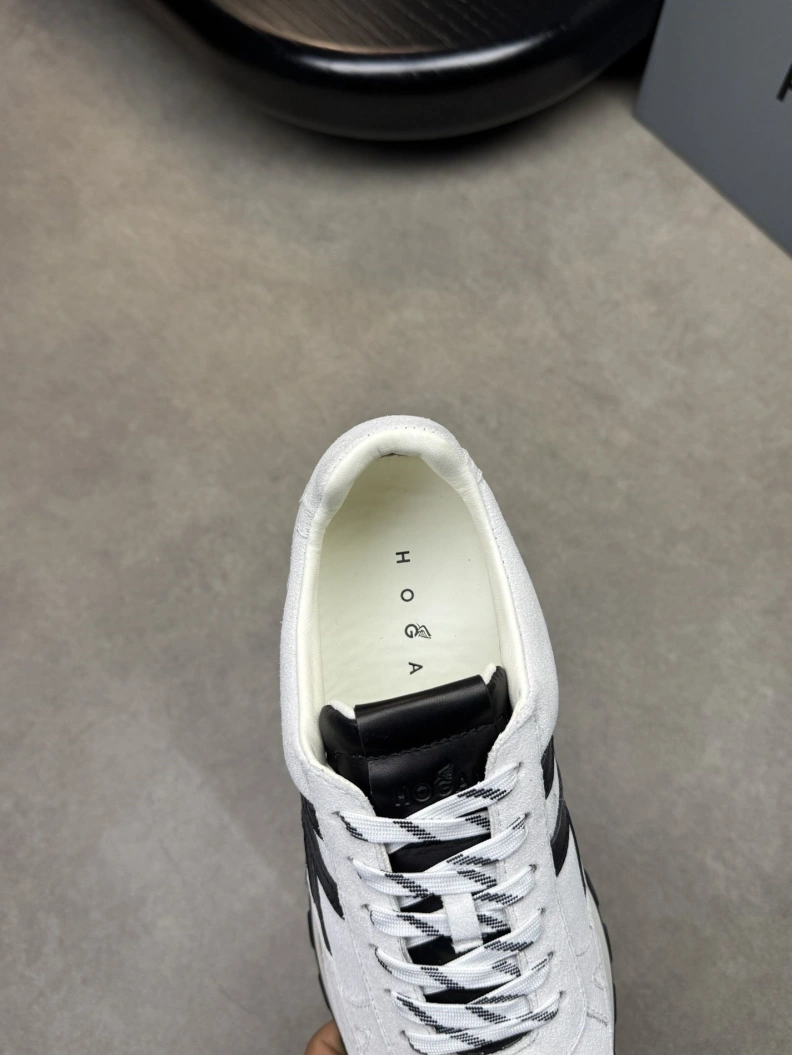 Trendsetting Hxgxn Sneakers 177142