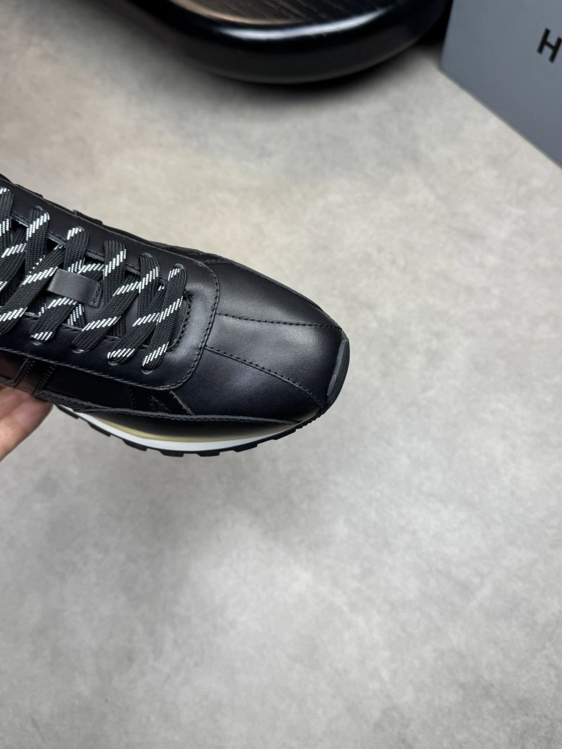 Bold Hxgxn Sneakers 177145