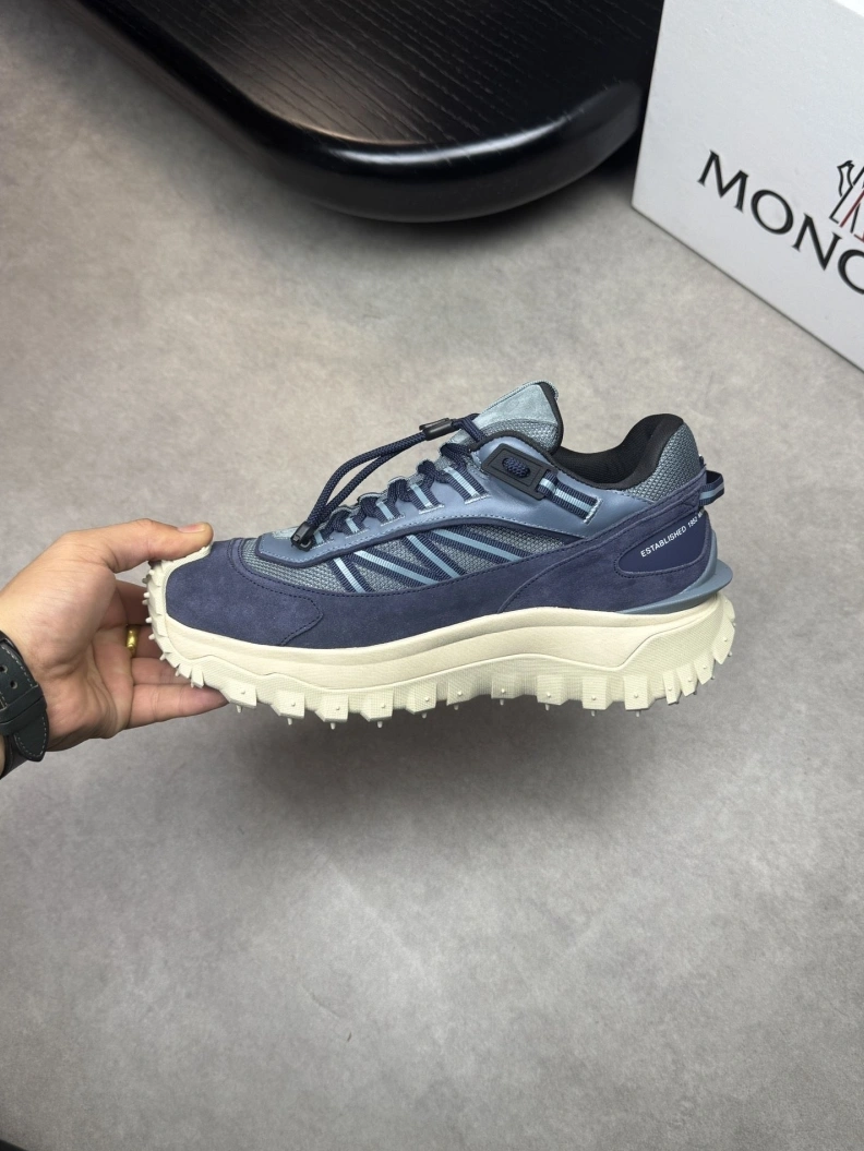 Comfortable Mxnclxr Sneakers 197207