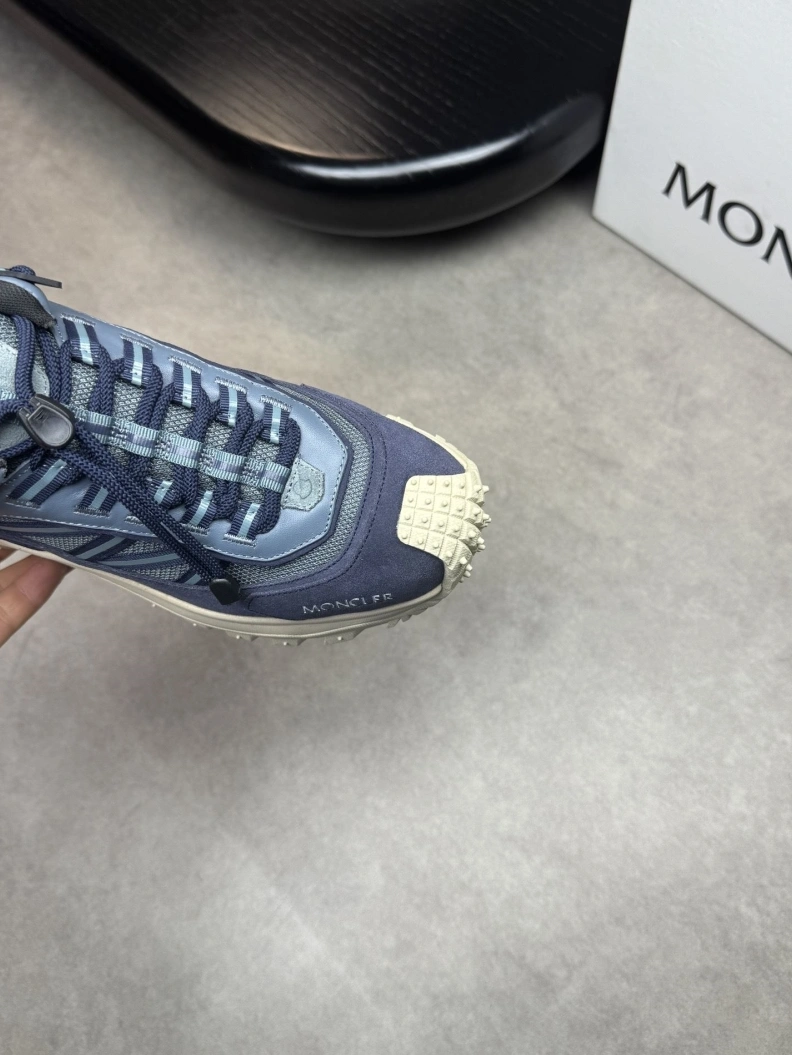 Comfortable Mxnclxr Sneakers 197207