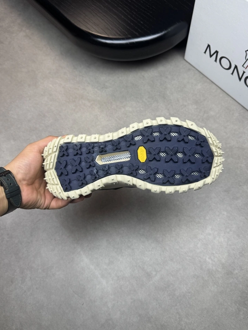Comfortable Mxnclxr Sneakers 197207