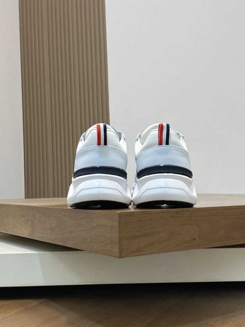 Mxnclxr Sneakers Bold 197203
