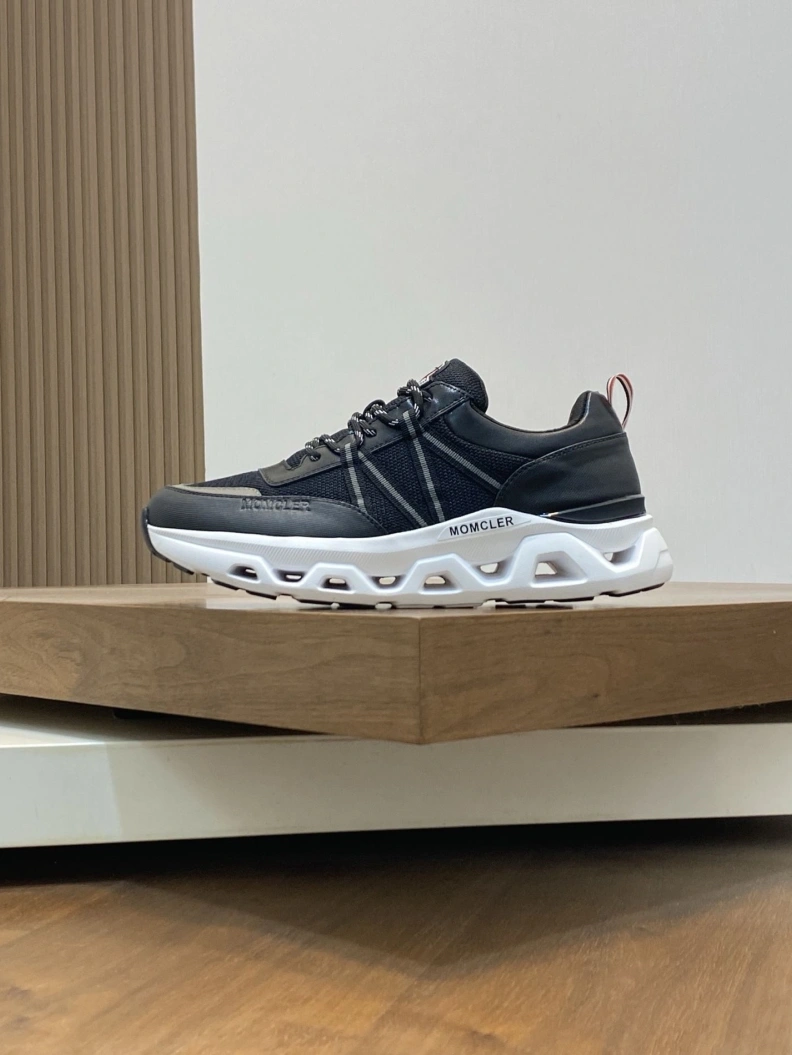 DailyWear Mxnclxr Sneakers 197180