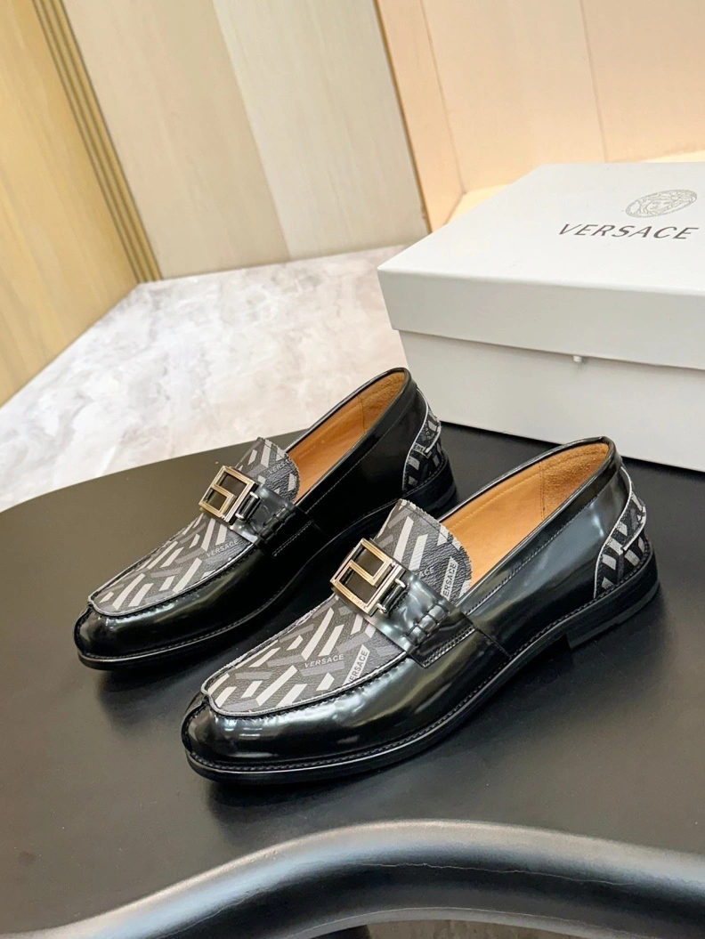 Bold Gxvxnchy Leather Shoes 152030
